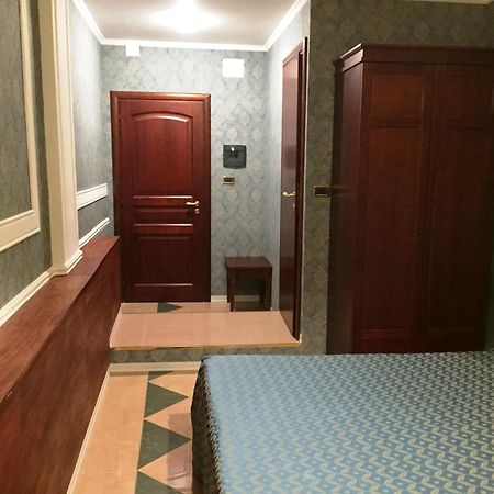 Hotel Excelsior Cosenza Bagian luar foto